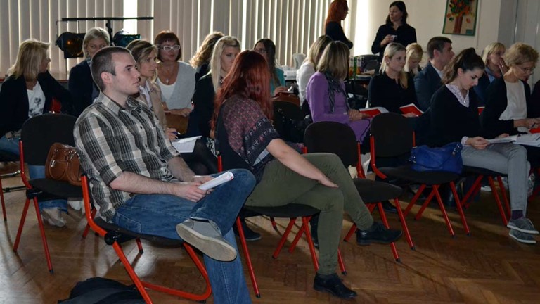 Održana tribina „Problematika zapošljavanja mladih u riziku od socijalne isključenosti“